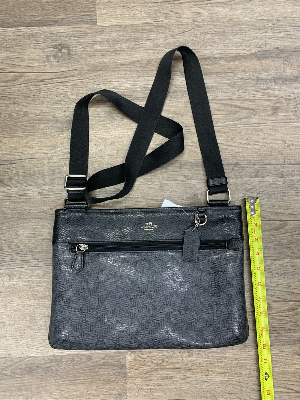 Coach Men's Black Signature Messenger Crossbody